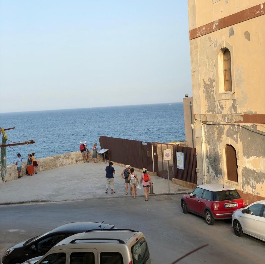 سيراكوزا Castello'S Room المظهر الخارجي الصورة