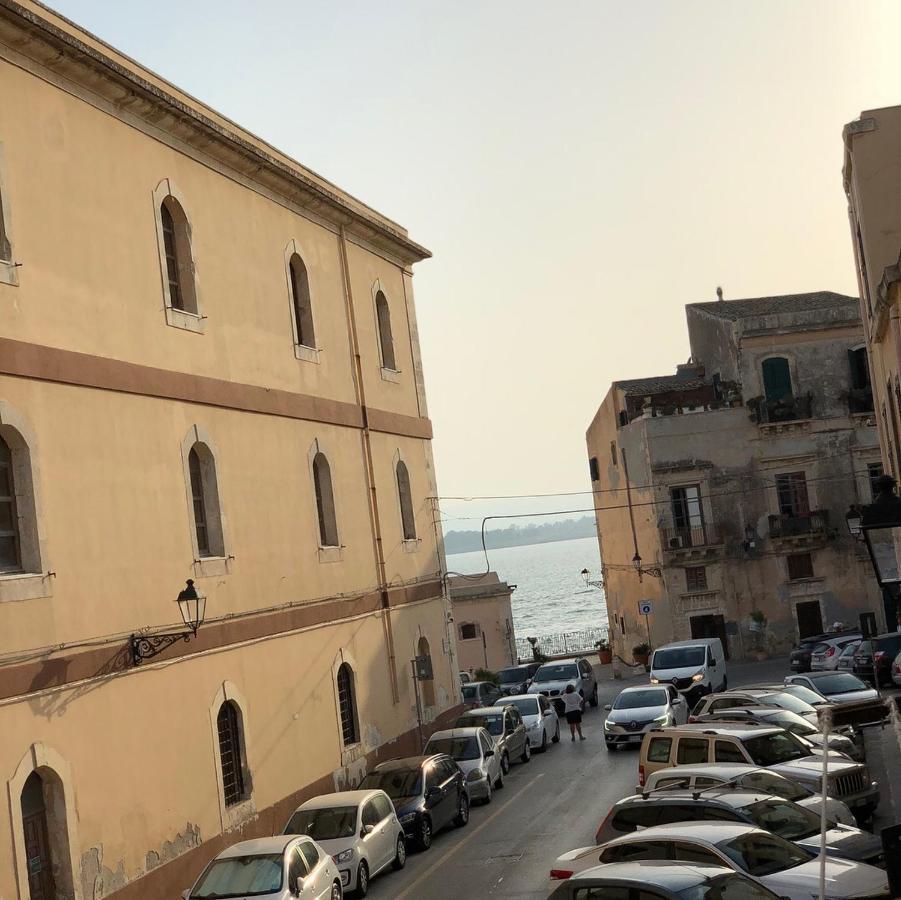 سيراكوزا Castello'S Room المظهر الخارجي الصورة